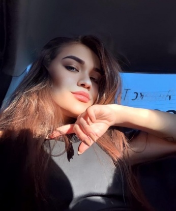 Илона, 22 года, 1 размер груди