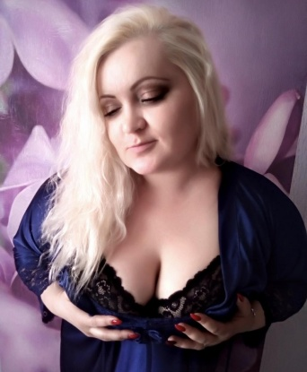 София, 35 лет, 5 размер груди